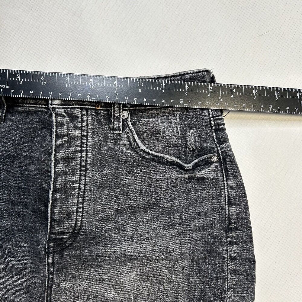 WE THE FREE Crvy Distressed Hi-Rise Button Fly Cut Off Jean Shorts 28 Black - Picture 9 of 9